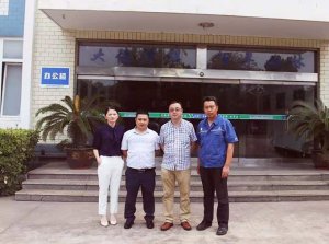 寧德時代質(zhì)量總監(jiān)岳嵩一行來叢林精密指導(dǎo)工作